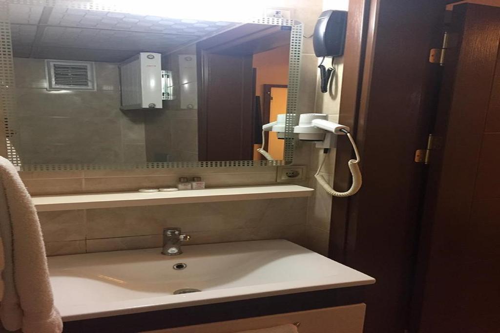 Mesnevi Hotel Konya Rom bilde